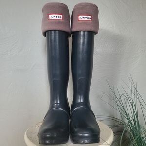 Hunter boots w/ socks
